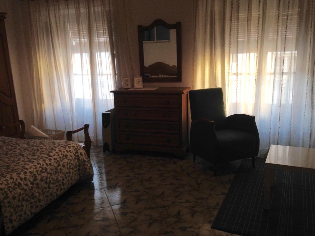 Casa De La Abuela Pepi Guest House Aracena Luaran gambar